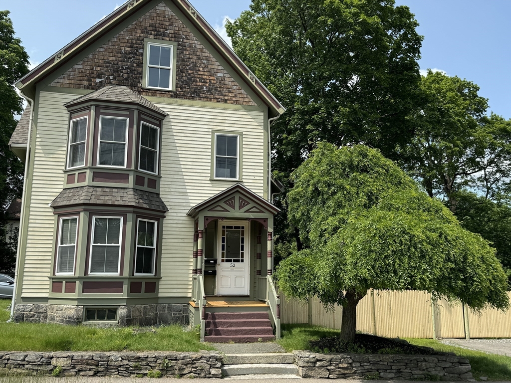 52 North Ave # 1