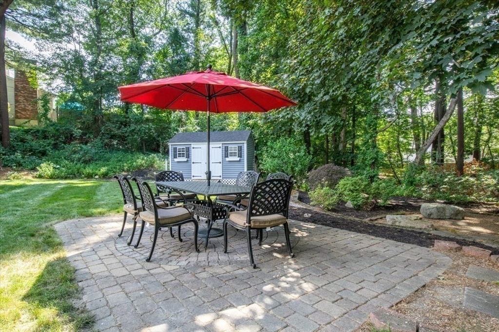 25 Hearthstone Cir