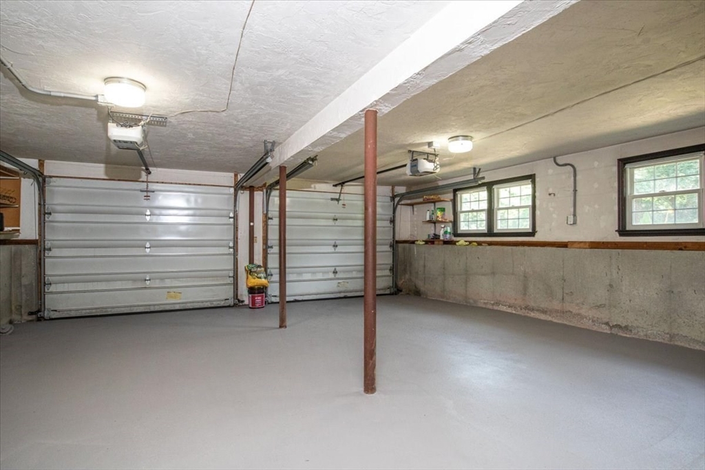 25 Hearthstone Cir