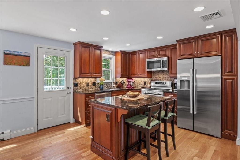 25 Hearthstone Cir