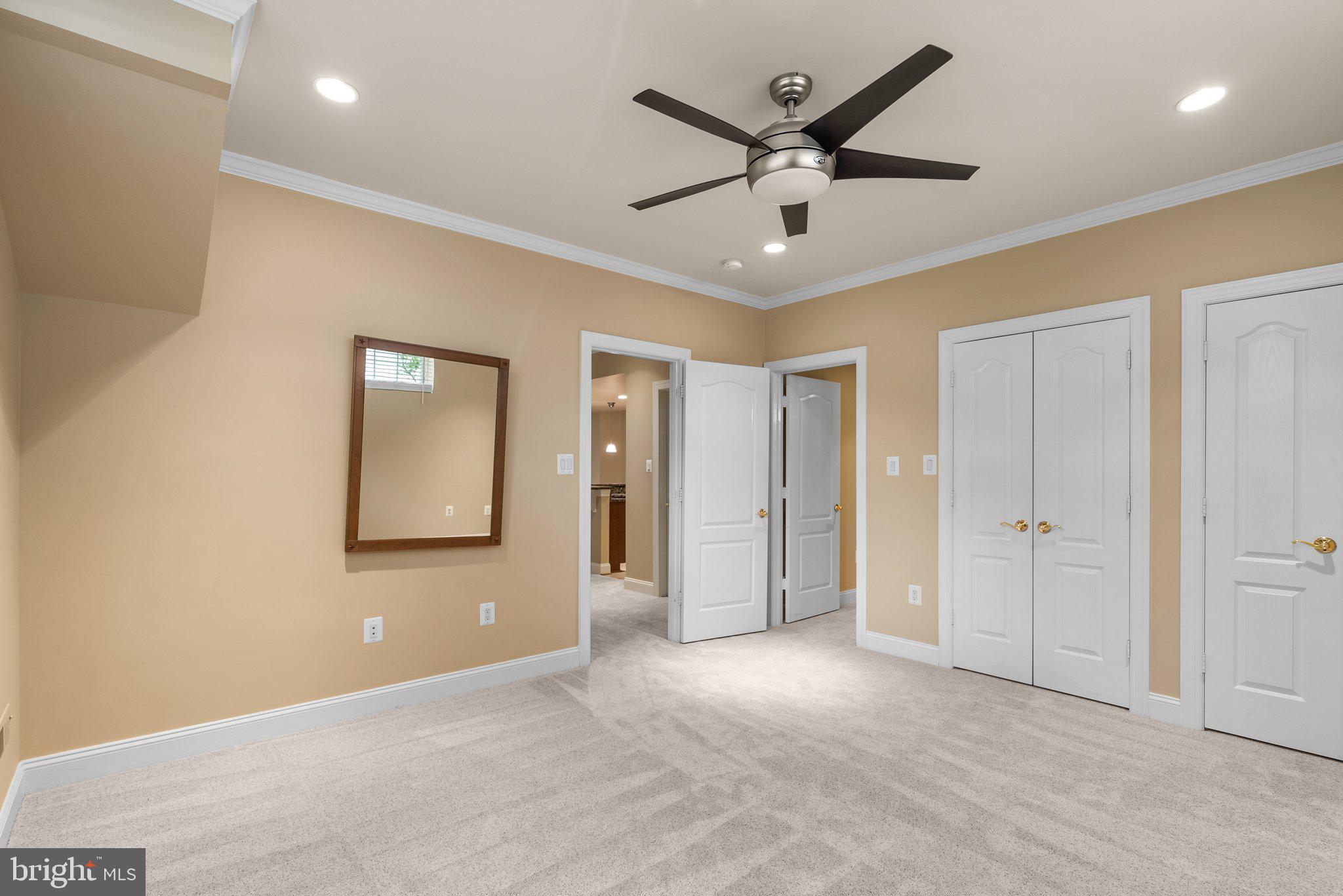 8262 TRAILWOOD COURT