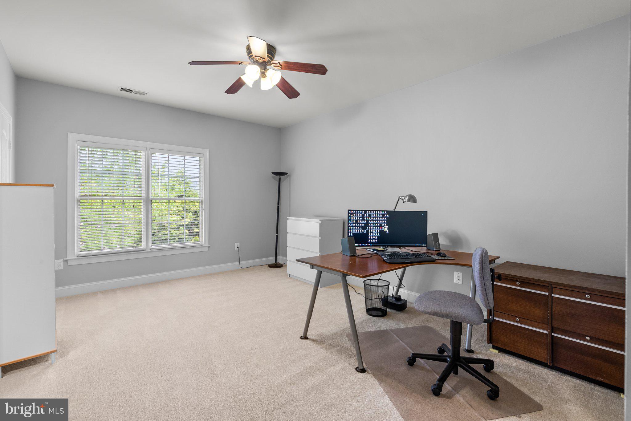 8262 TRAILWOOD COURT