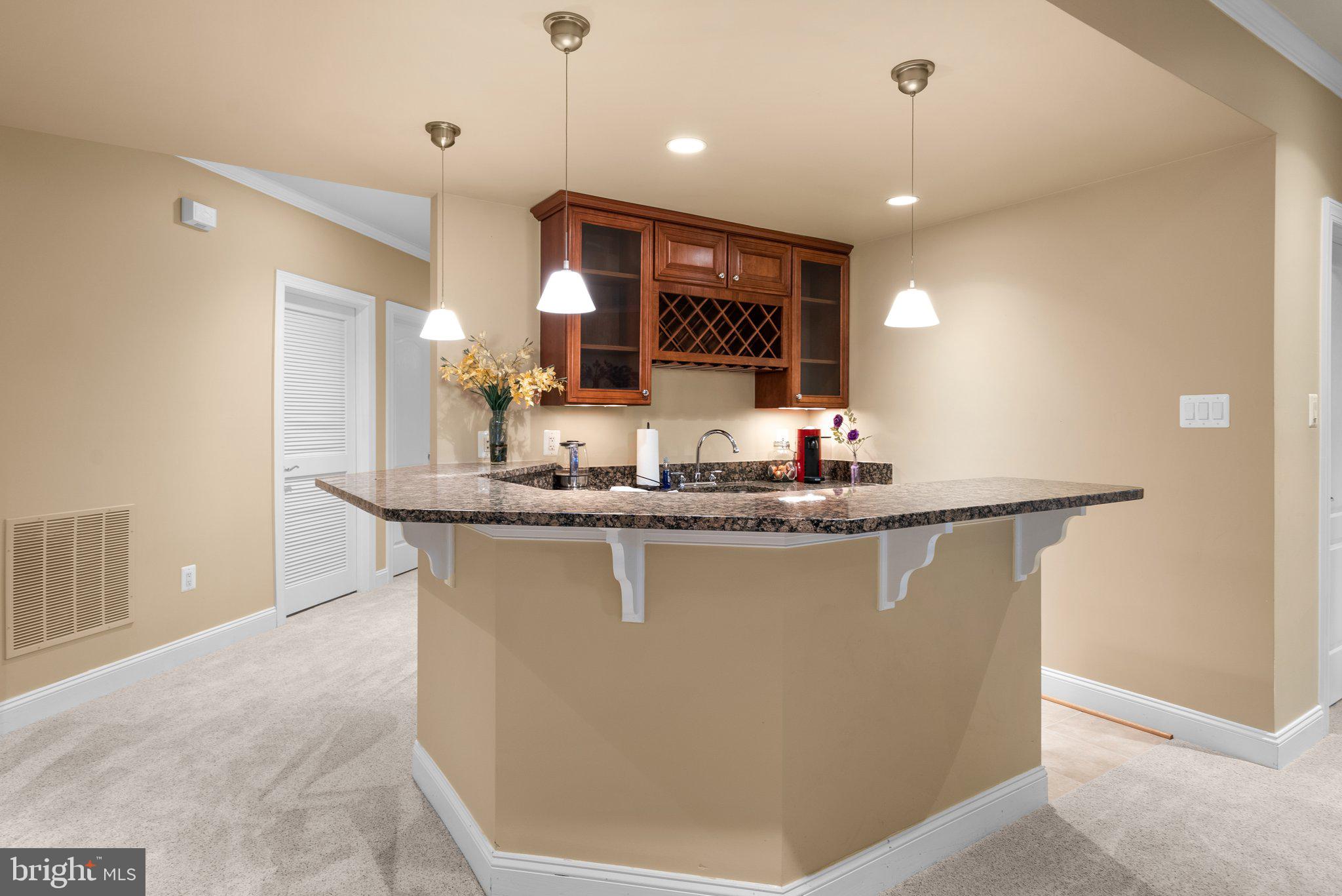 8262 TRAILWOOD COURT