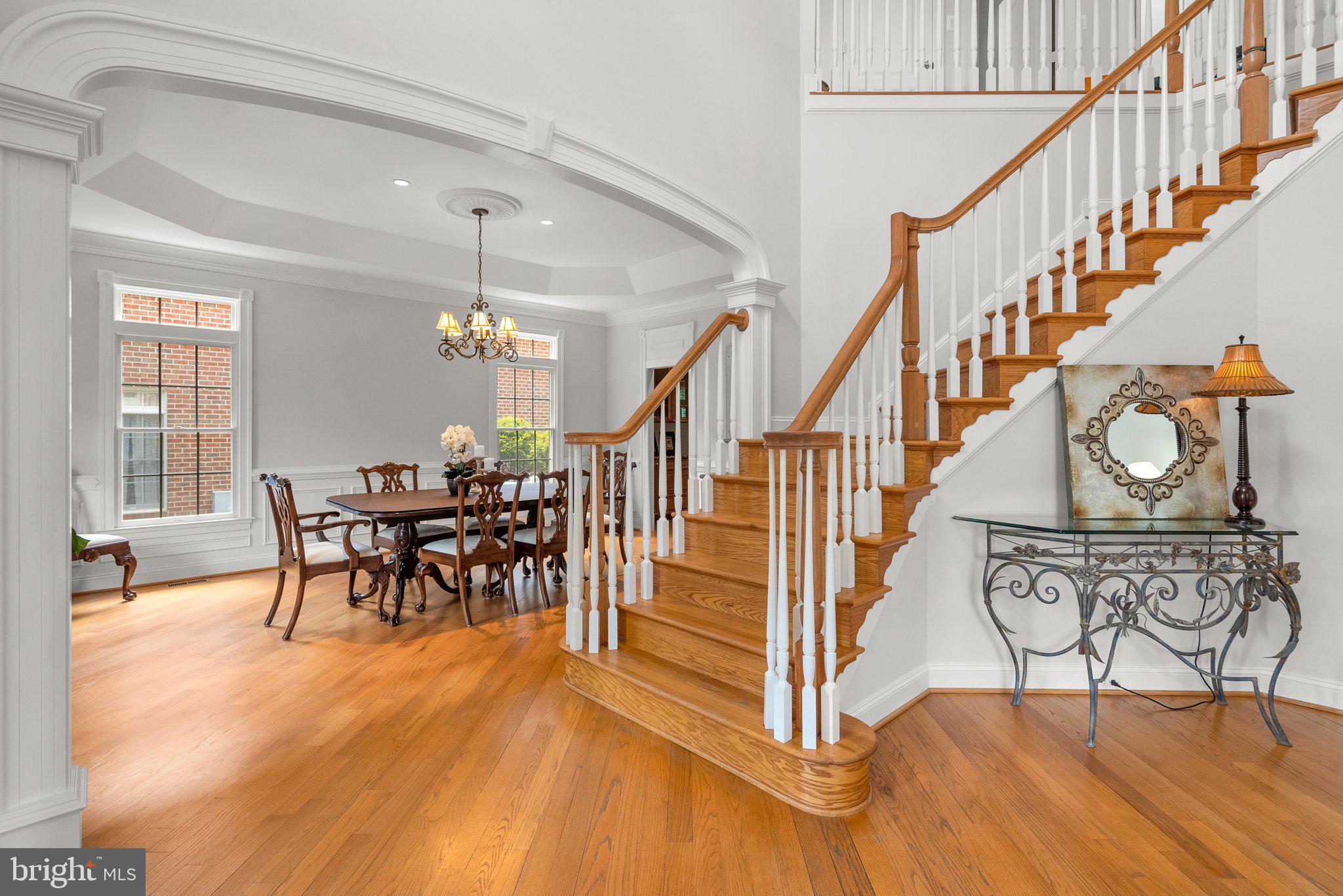 8262 TRAILWOOD COURT