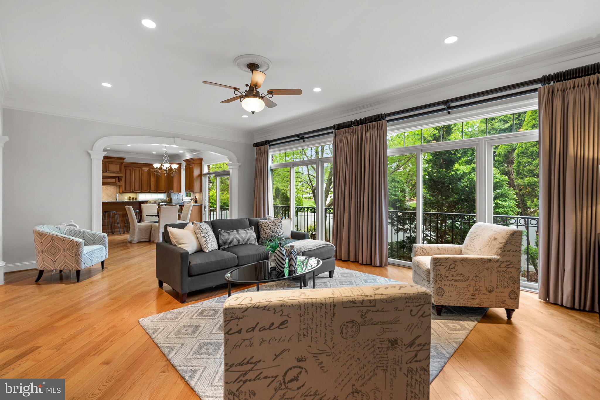 8262 TRAILWOOD COURT