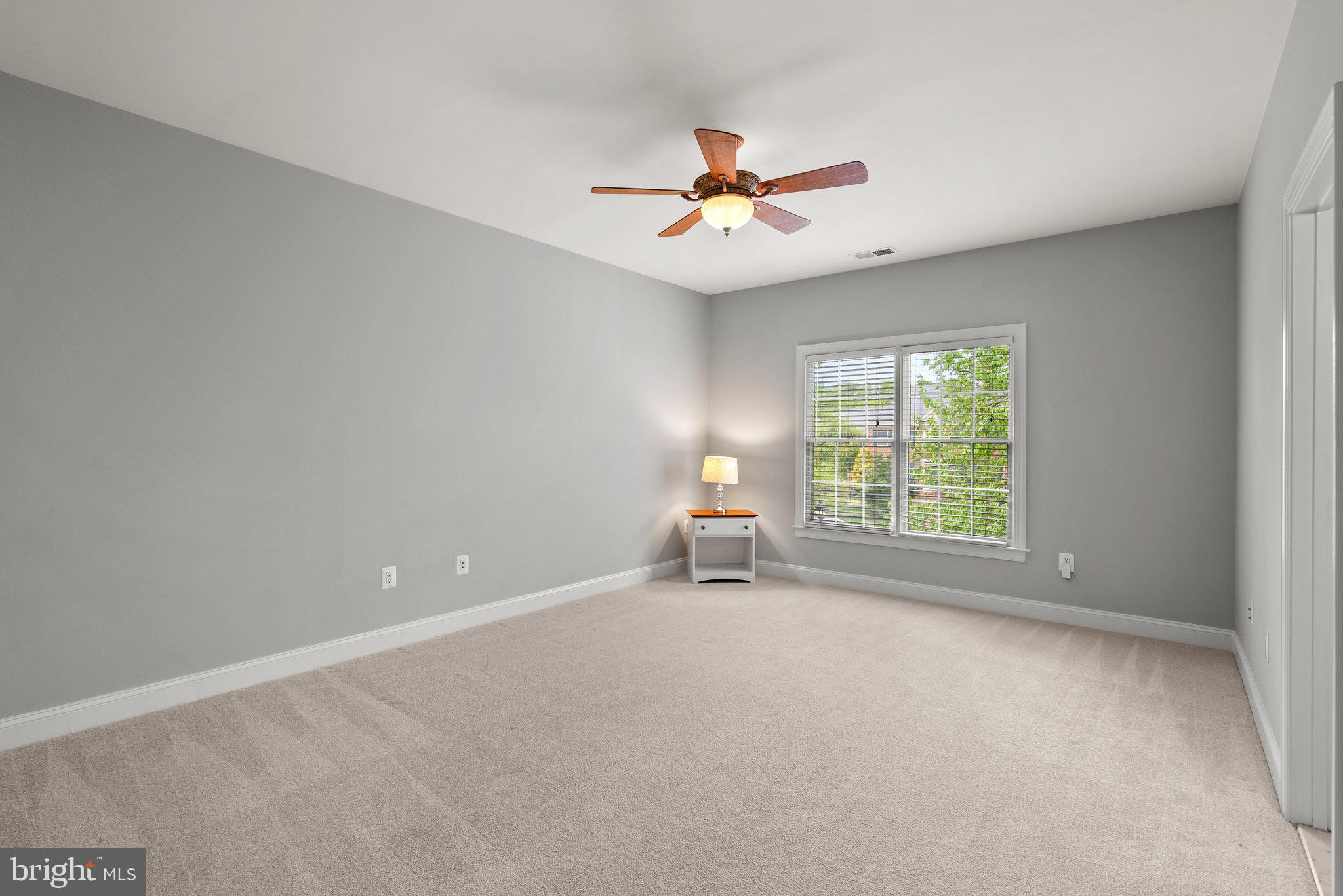 8262 TRAILWOOD COURT