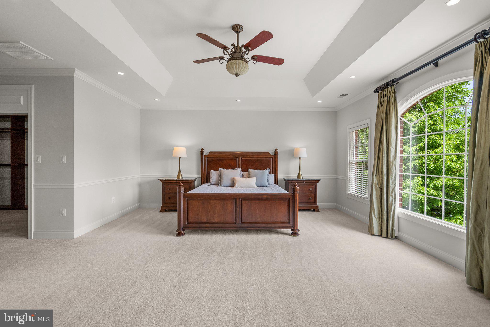 8262 TRAILWOOD COURT