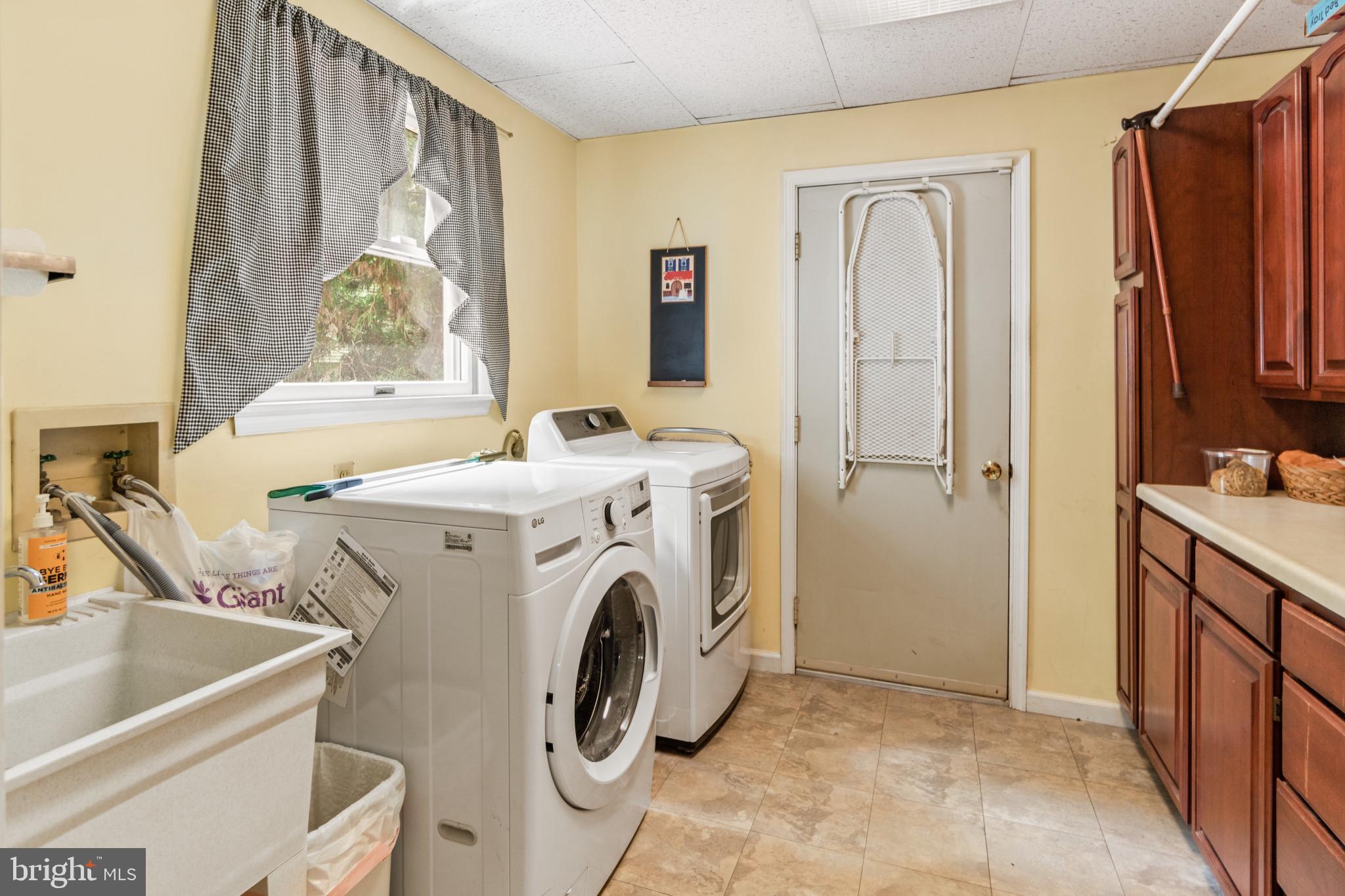 1841 BATTEN HOLLOW ROAD