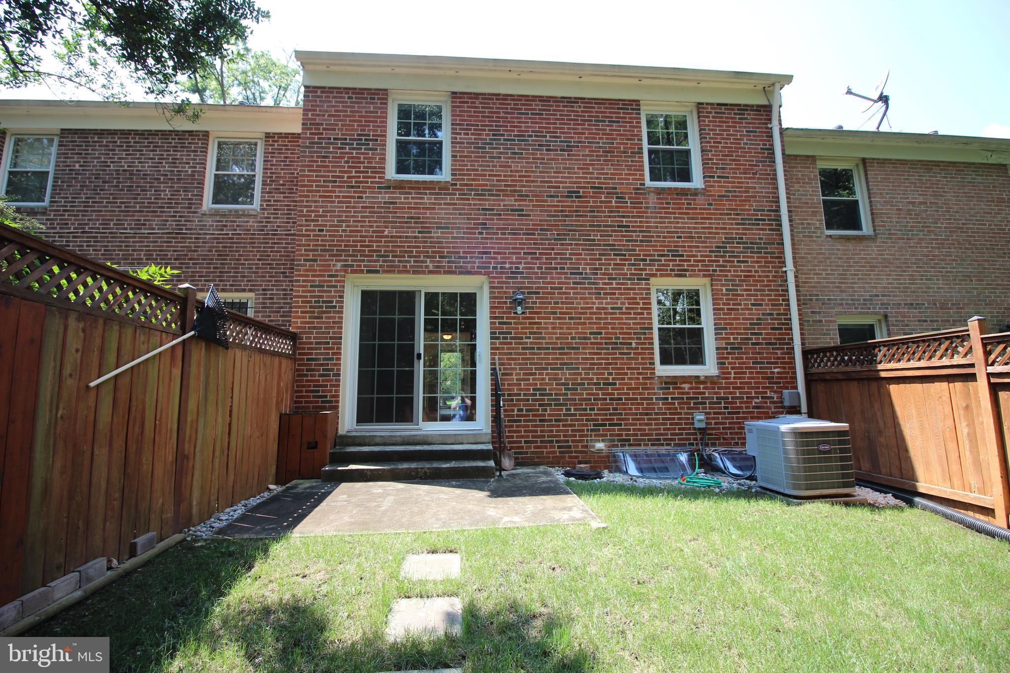 2348 WHEYSTONE COURT