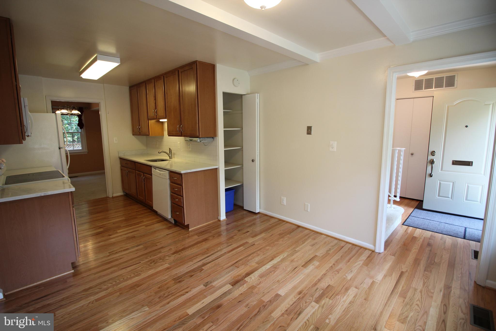 2348 WHEYSTONE COURT