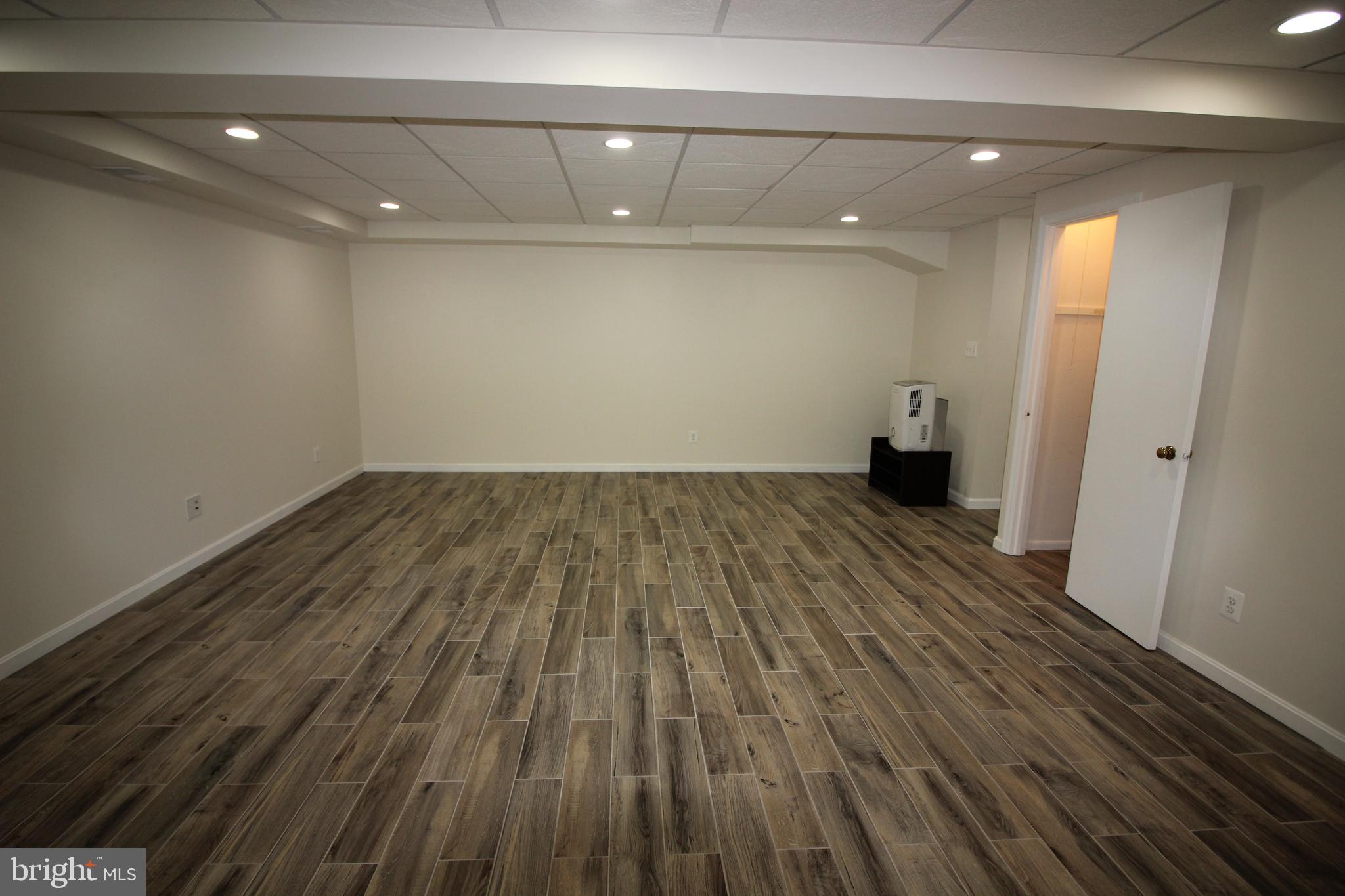 2348 WHEYSTONE COURT