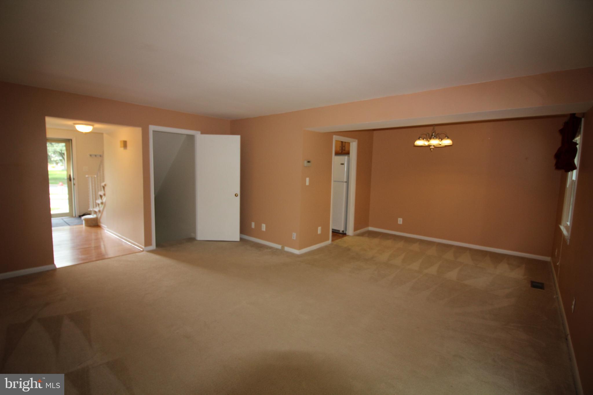 2348 WHEYSTONE COURT