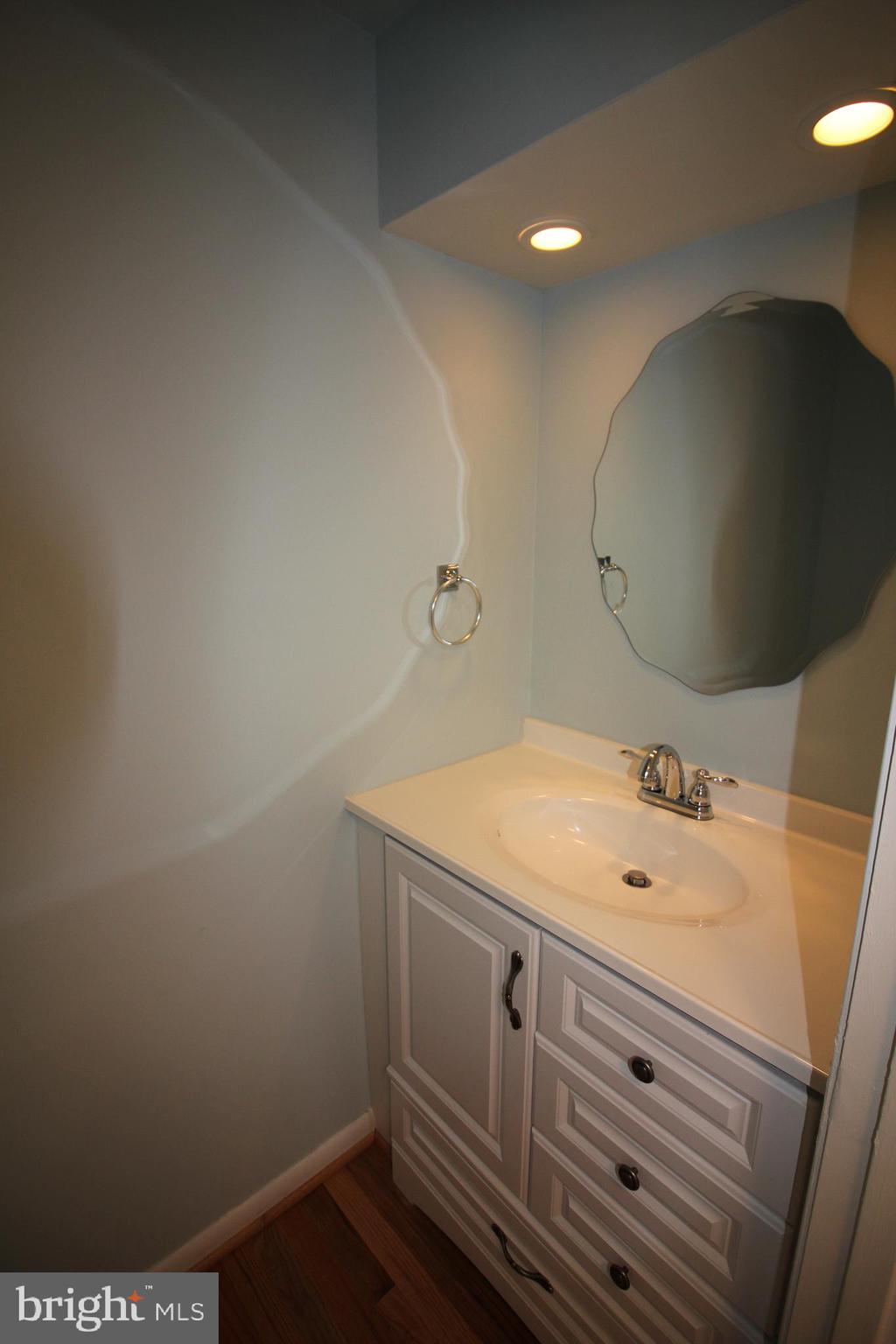 2348 WHEYSTONE COURT