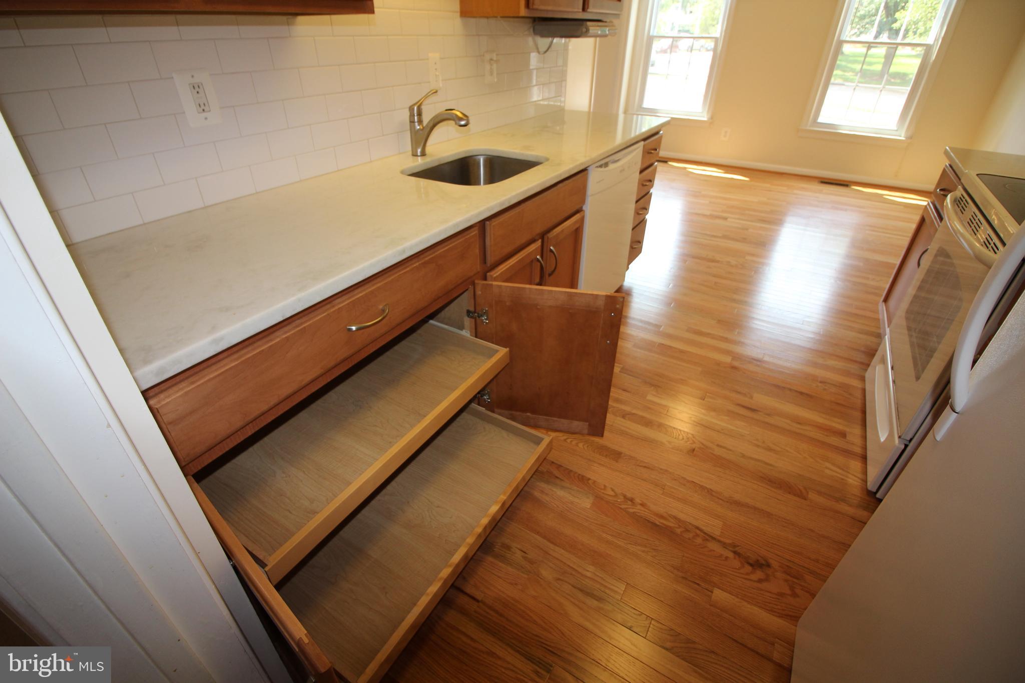 2348 WHEYSTONE COURT