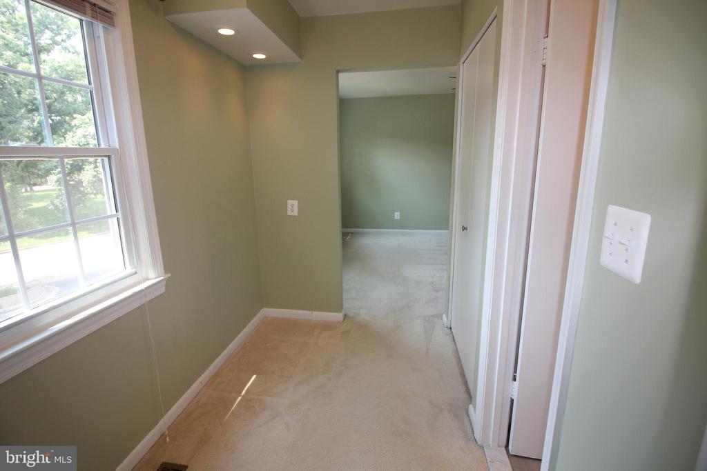 2348 WHEYSTONE COURT
