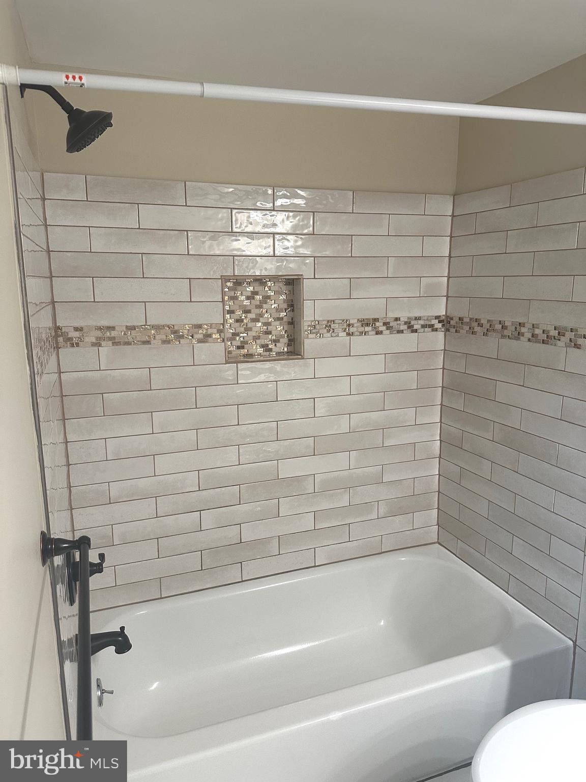 7904 INVERTON ROAD 204