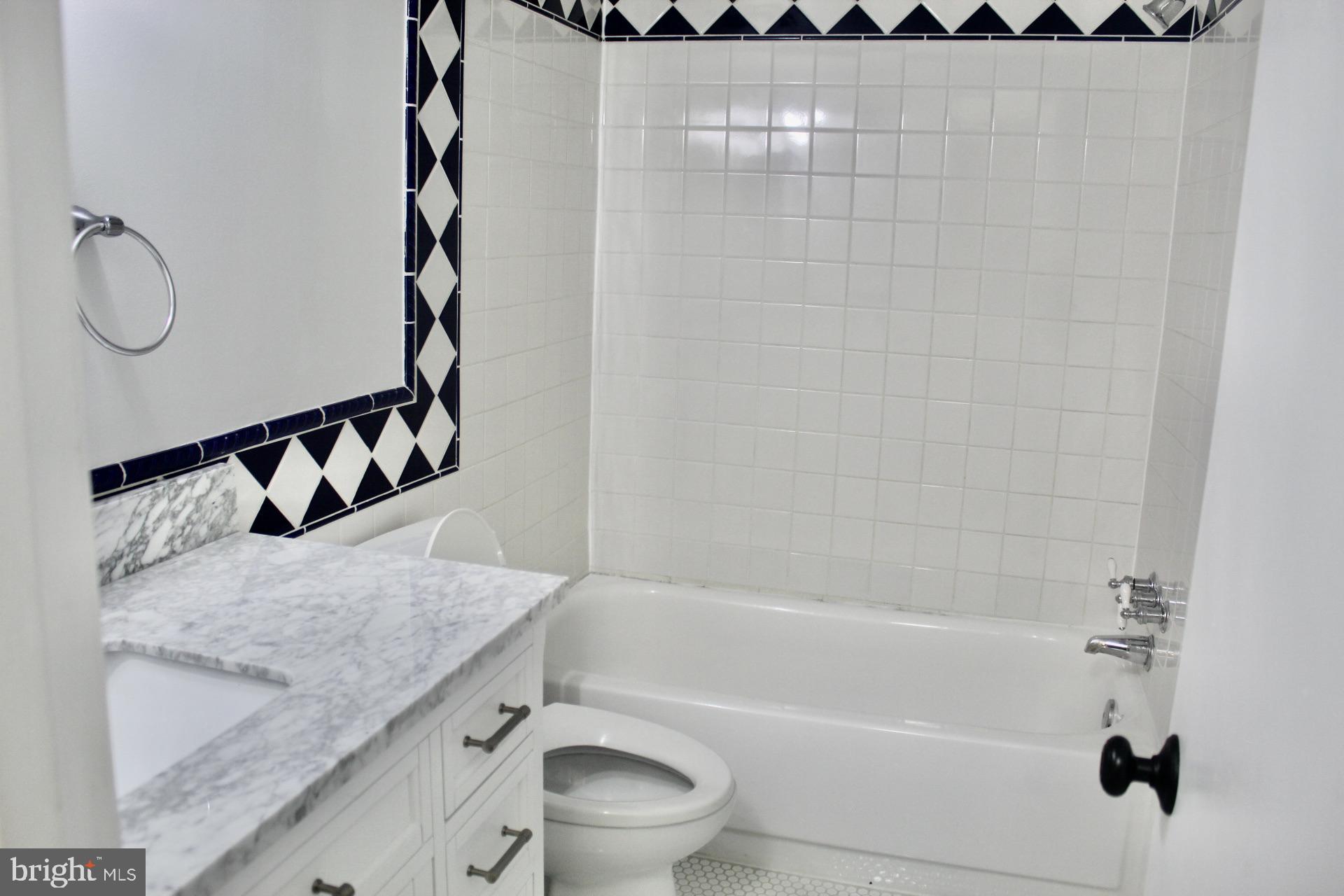 7904 INVERTON ROAD 204