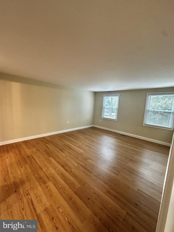 2281 DOSINIA COURT