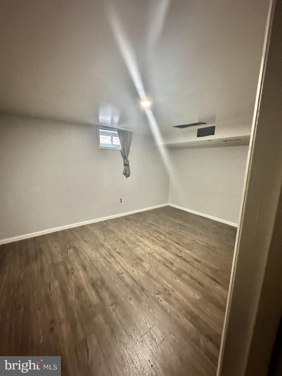 2281 DOSINIA COURT