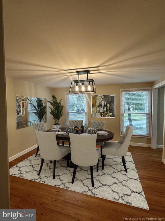 2281 DOSINIA COURT