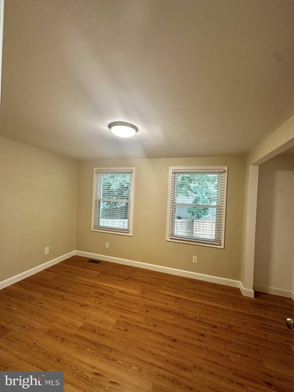 2281 DOSINIA COURT