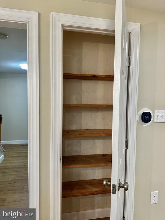 2281 DOSINIA COURT