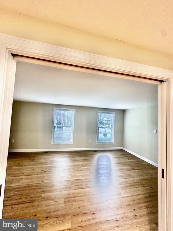 2281 DOSINIA COURT