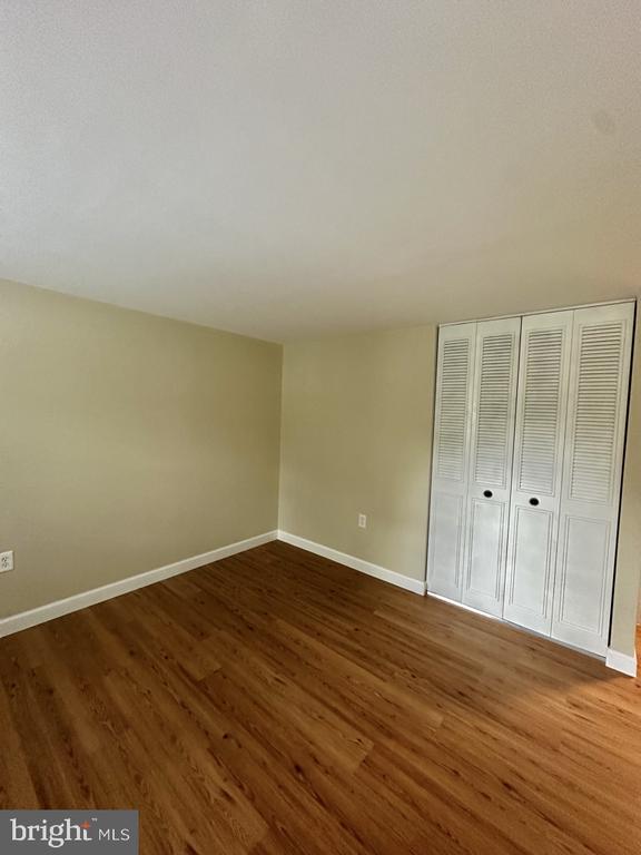 2281 DOSINIA COURT
