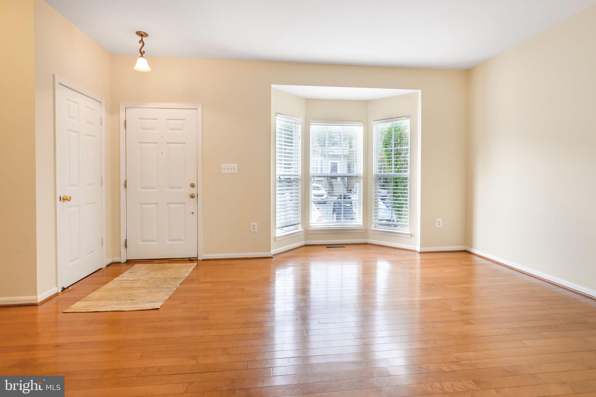 43056 CANDLEWICK SQUARE