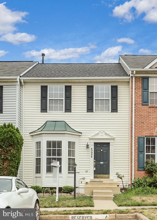 43056 CANDLEWICK SQUARE