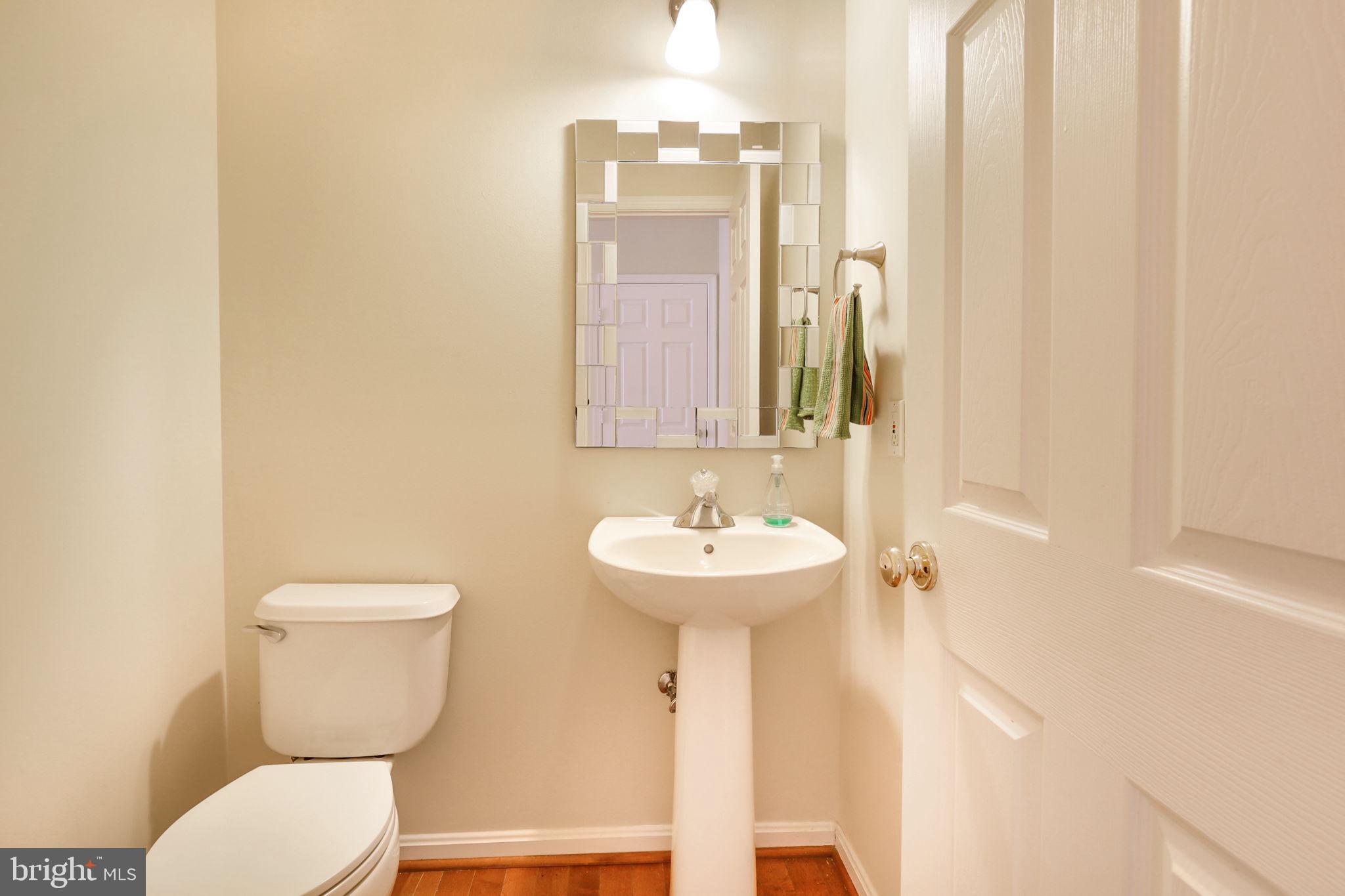 43056 CANDLEWICK SQUARE