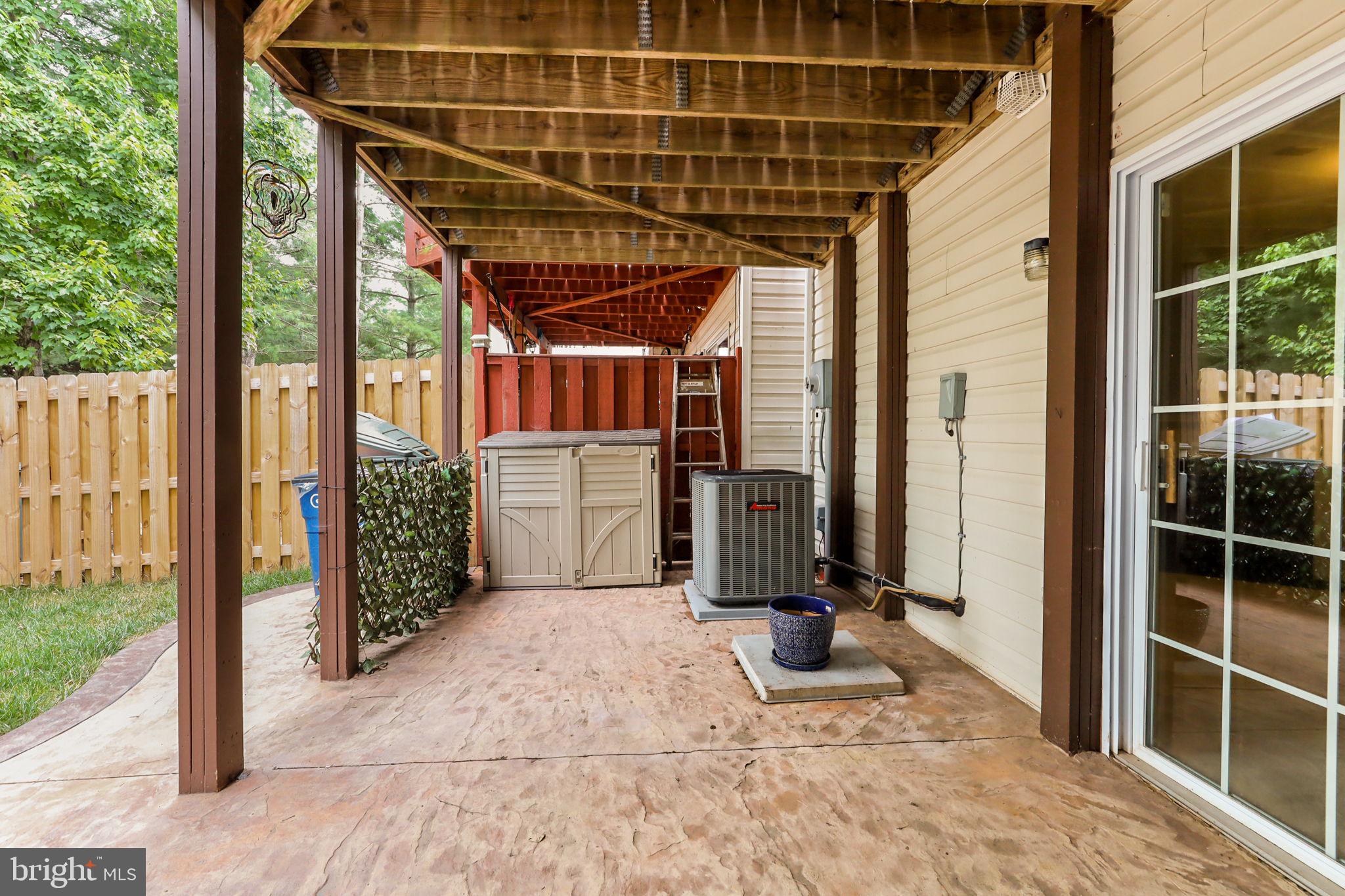 43056 CANDLEWICK SQUARE