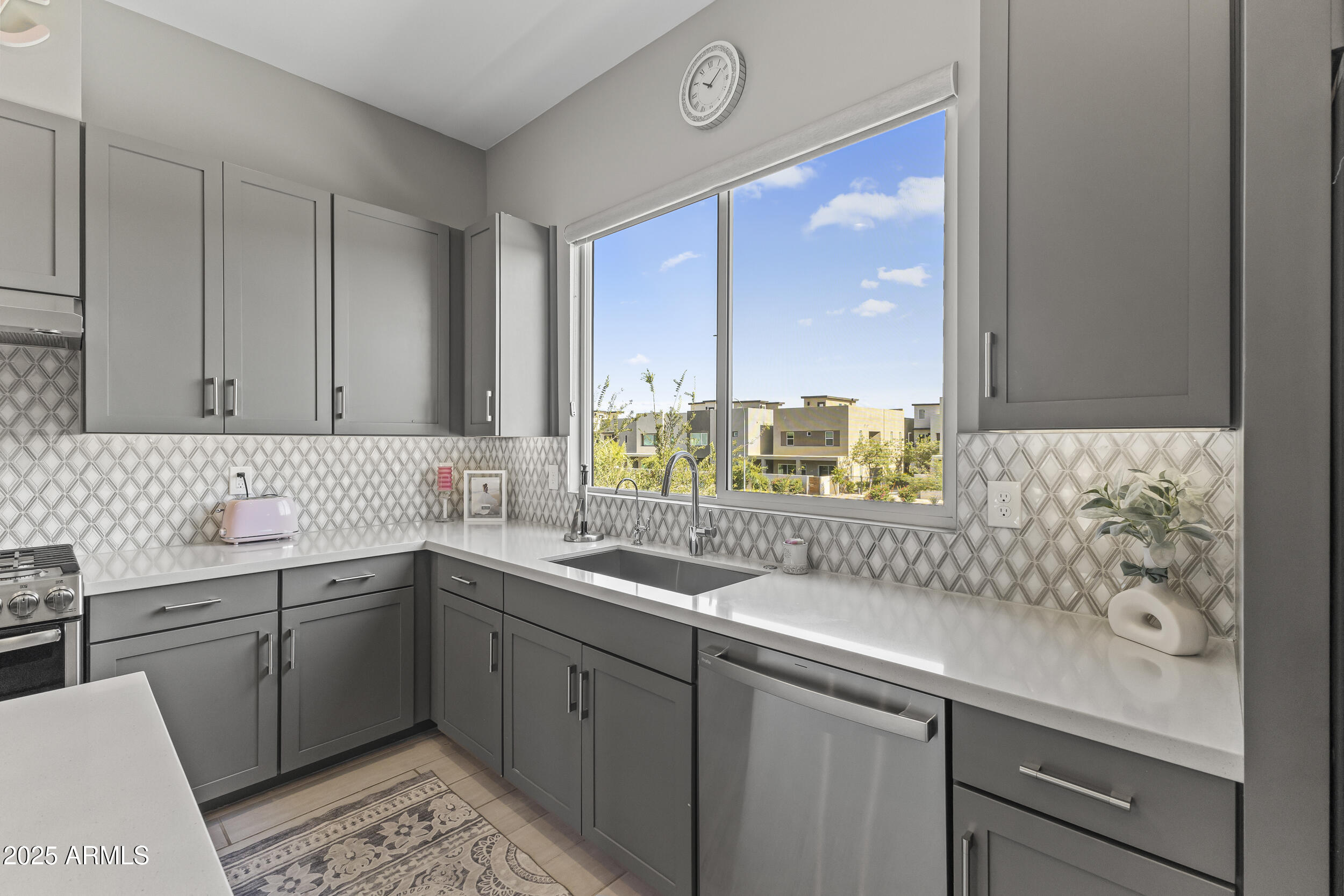 6850 E MCDOWELL Road, 23