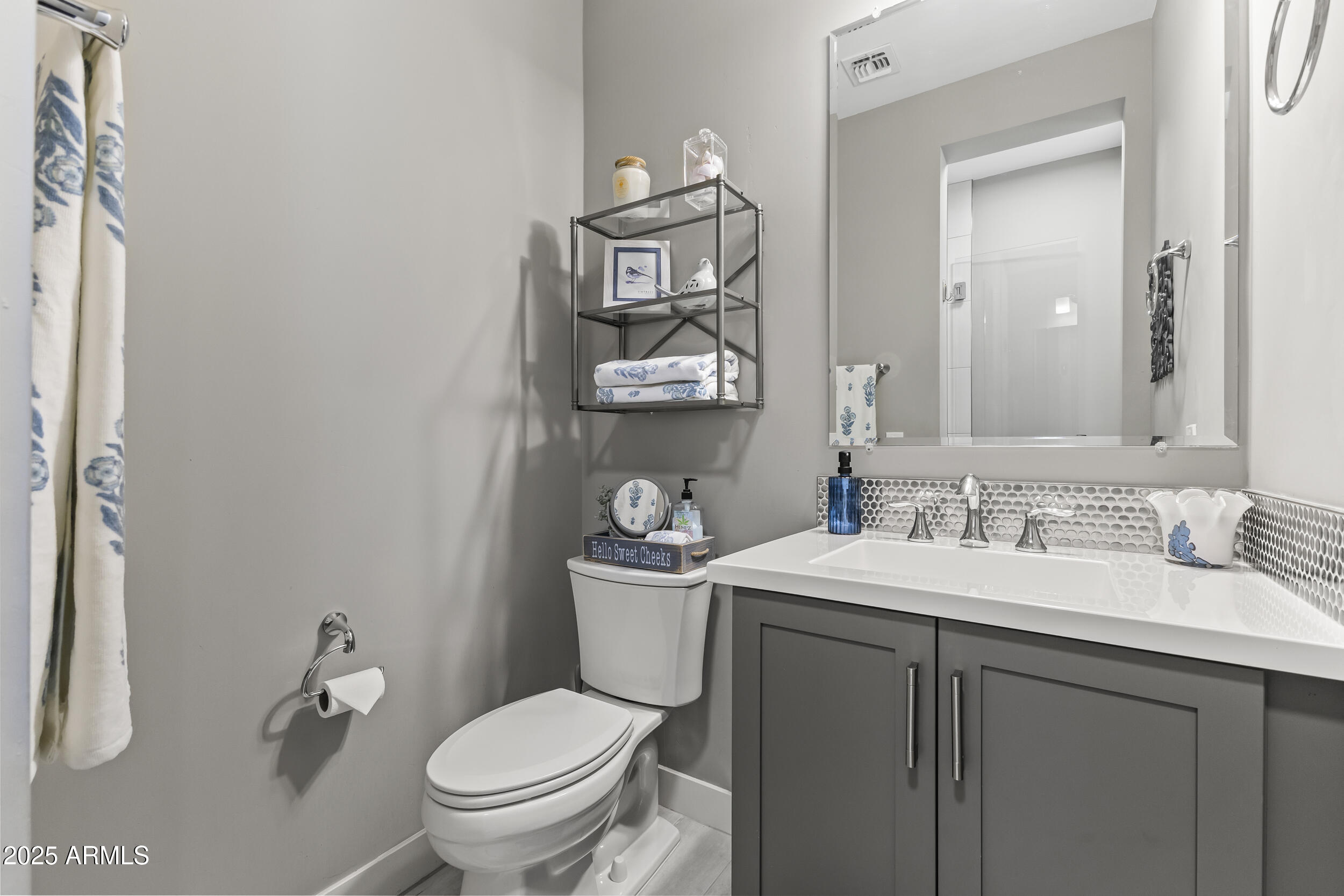 6850 E MCDOWELL Road, 23