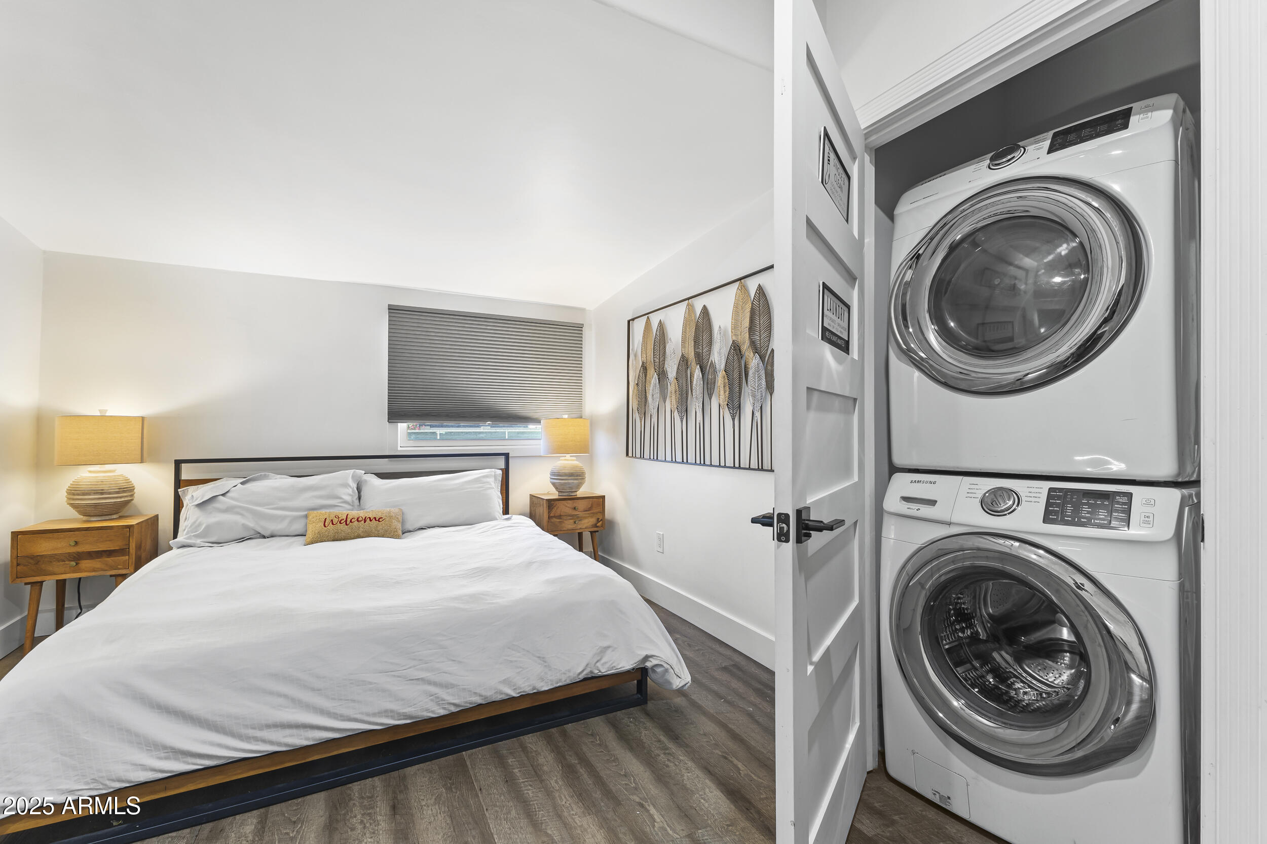 1315 W WOODLAND Avenue