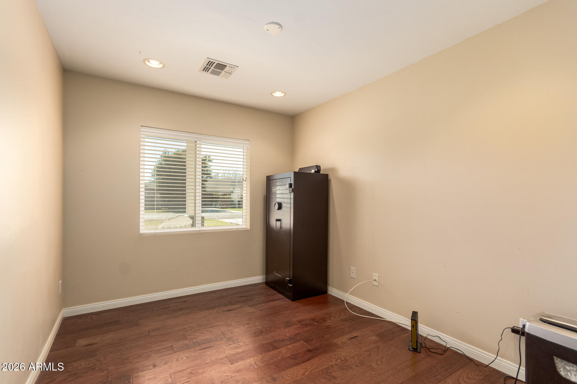 722 E MCLELLAN Boulevard