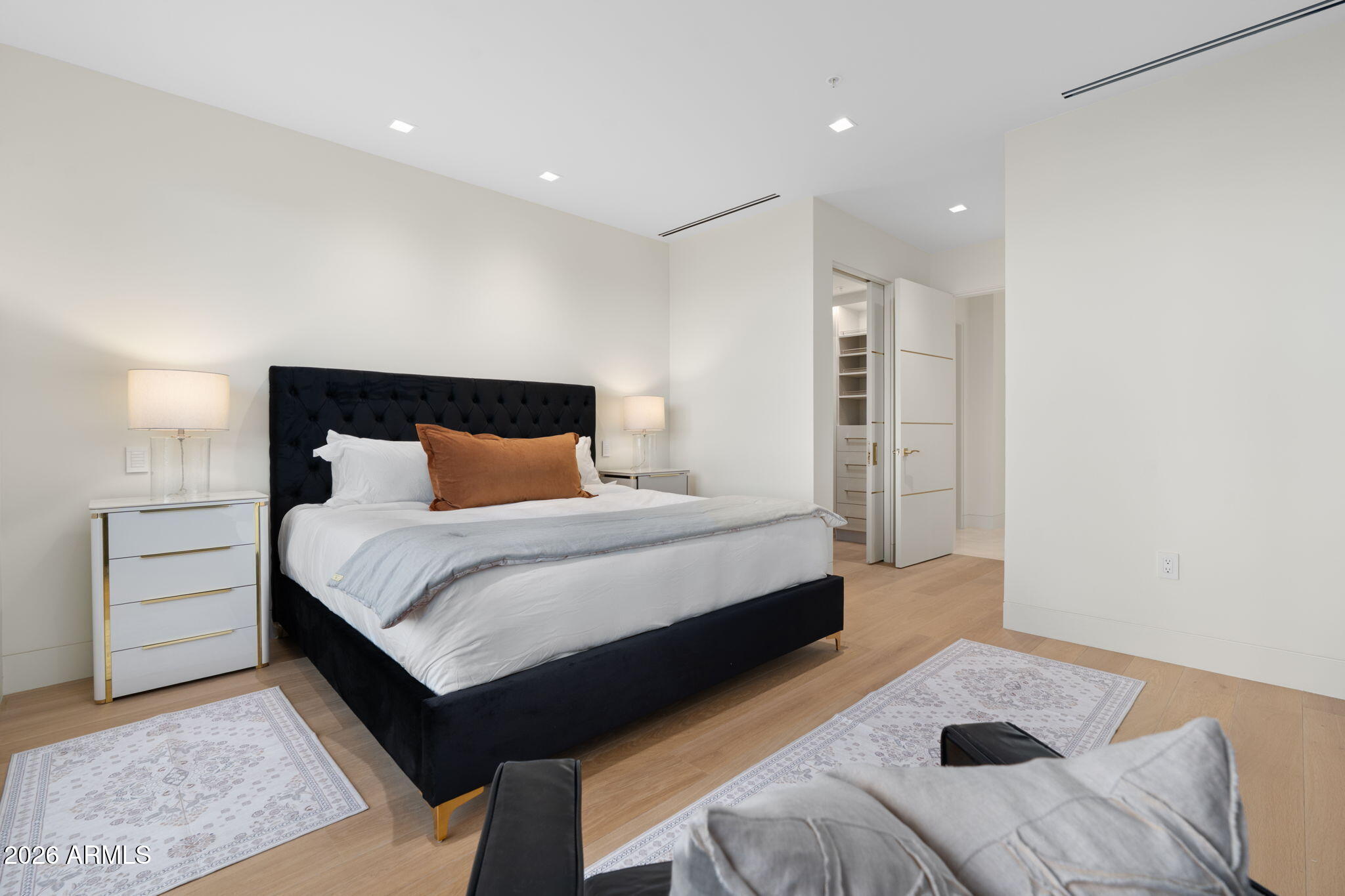 6587 N PALMERAIE Boulevard 2015