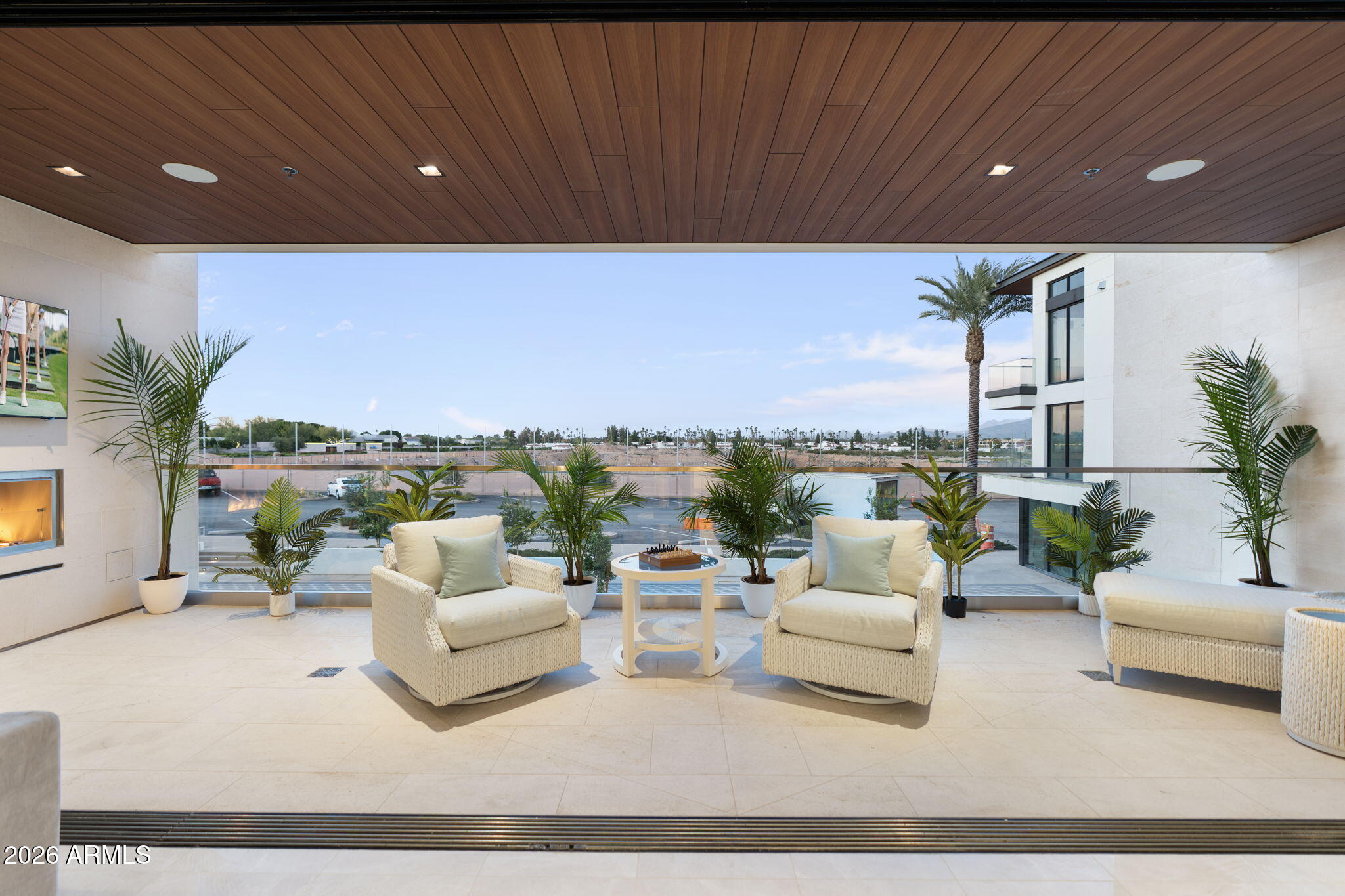 6587 N PALMERAIE Boulevard 2015