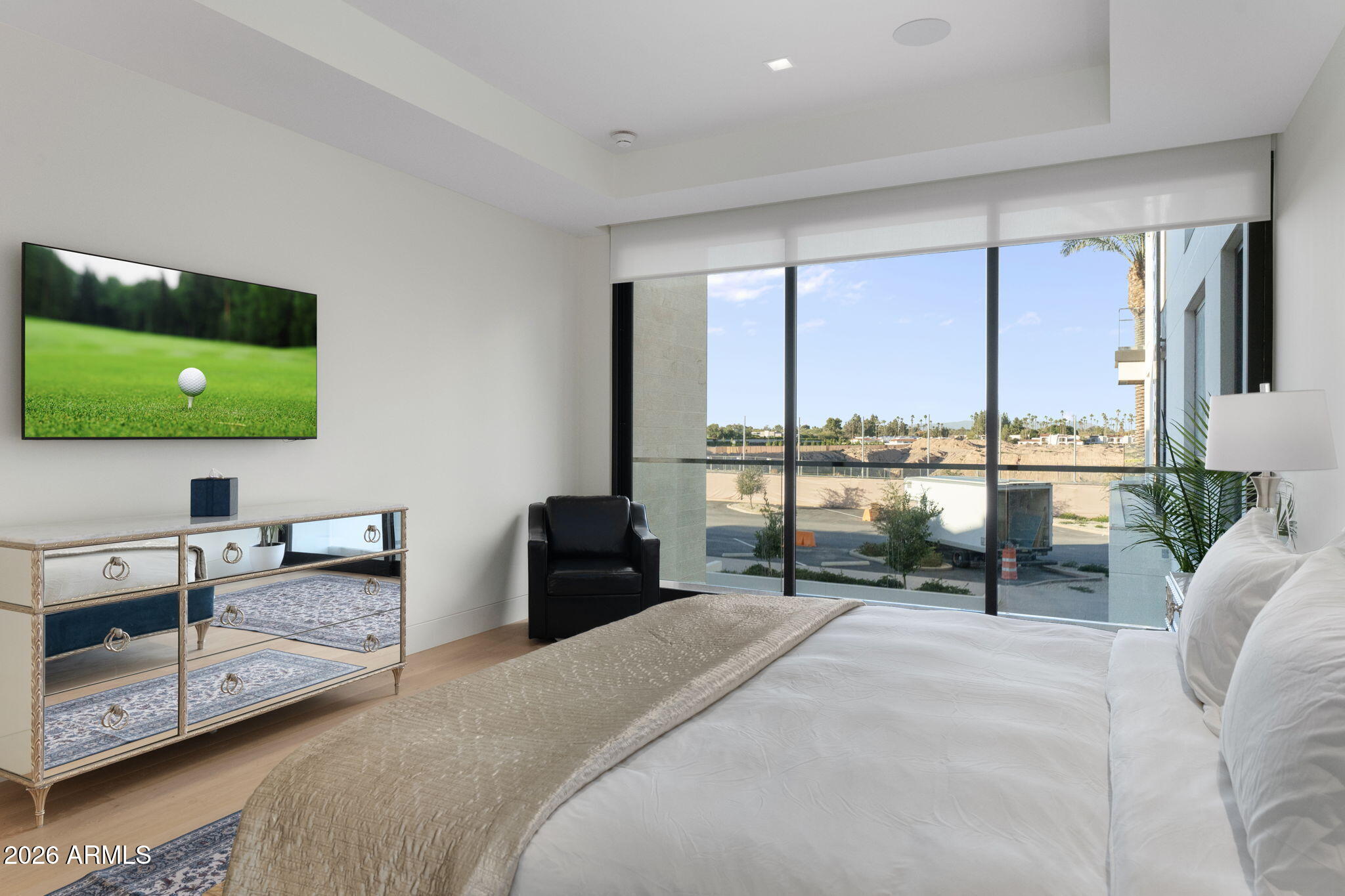 6587 N PALMERAIE Boulevard 2015