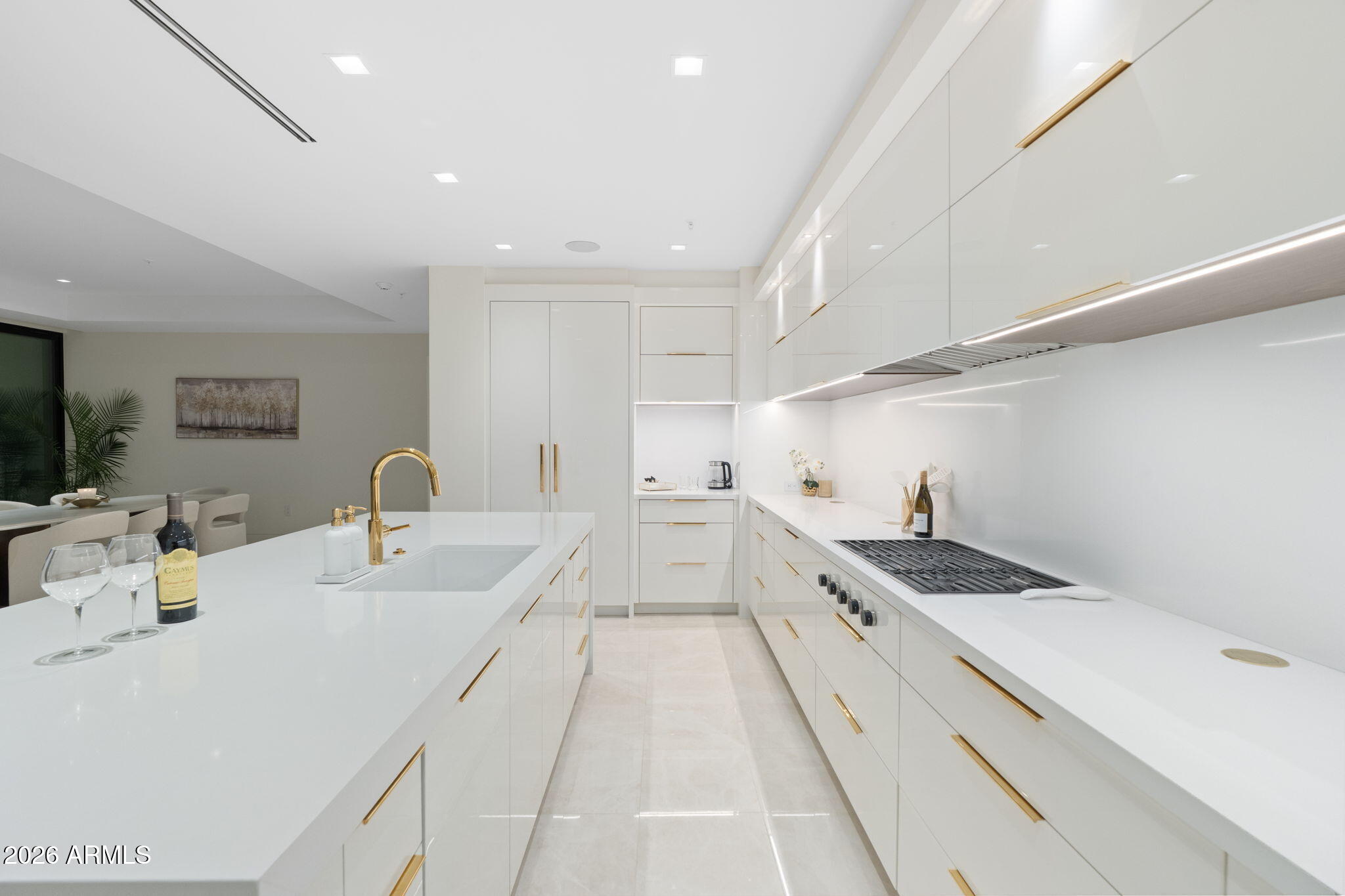 6587 N PALMERAIE Boulevard 2015