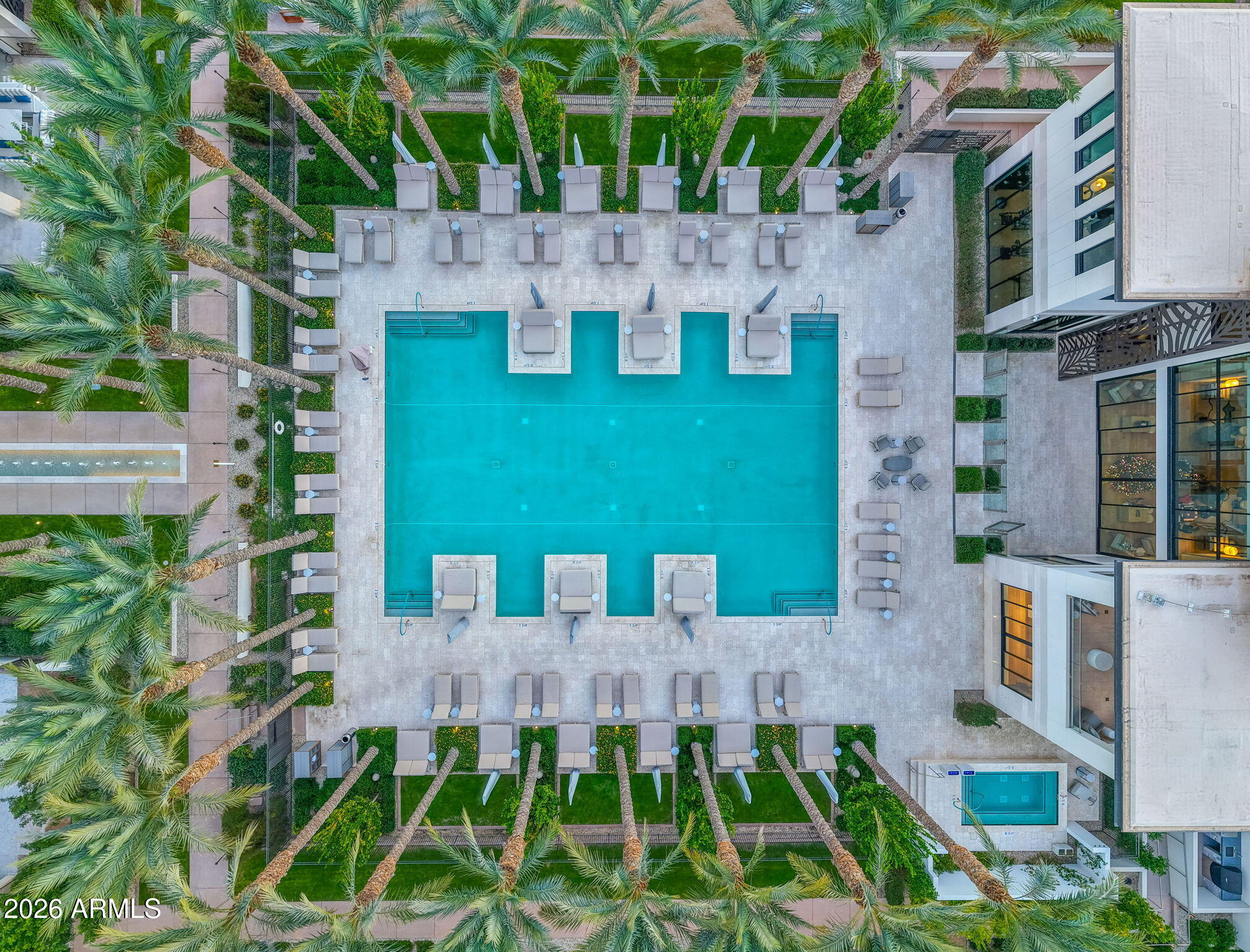 6587 N PALMERAIE Boulevard 2015