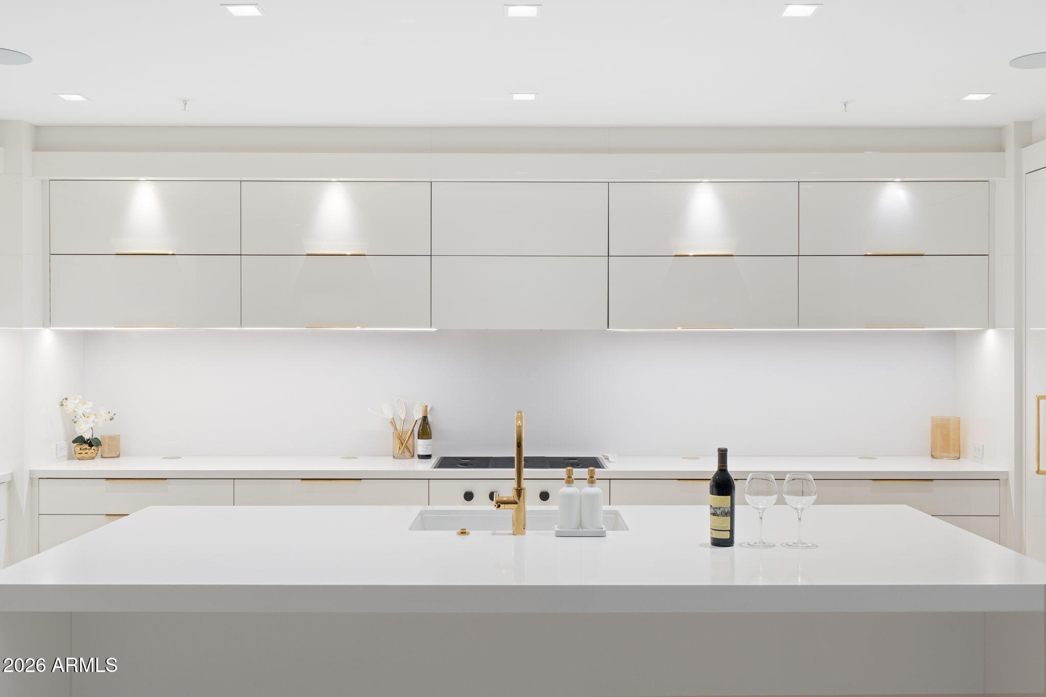 6587 N PALMERAIE Boulevard 2015