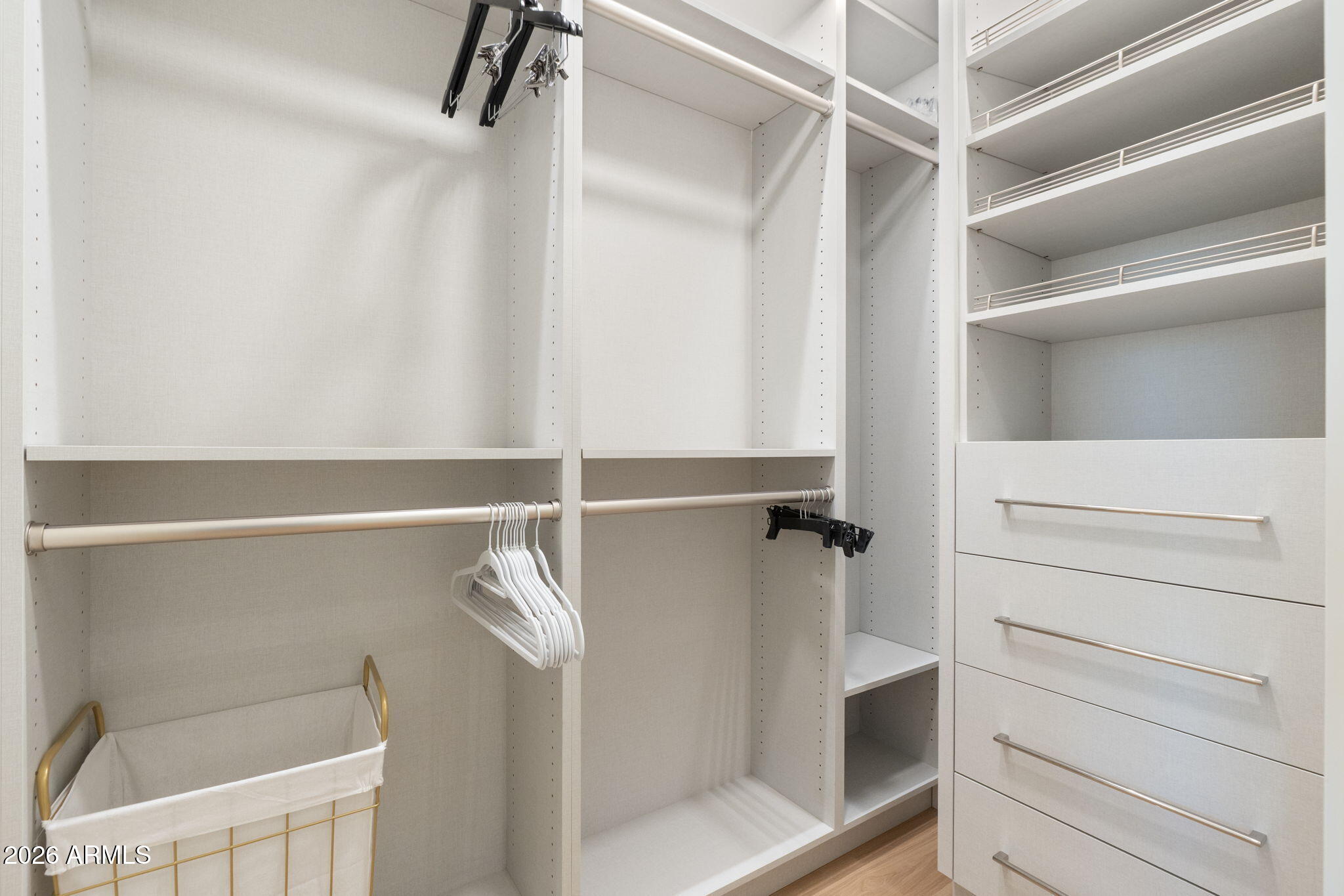 6587 N PALMERAIE Boulevard 2015