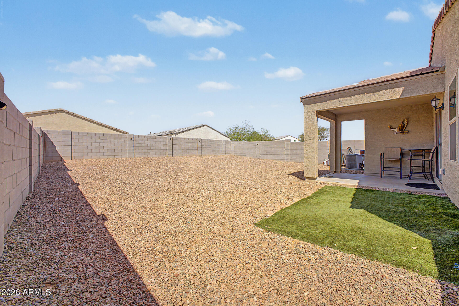 1556 W CENTRAL Avenue