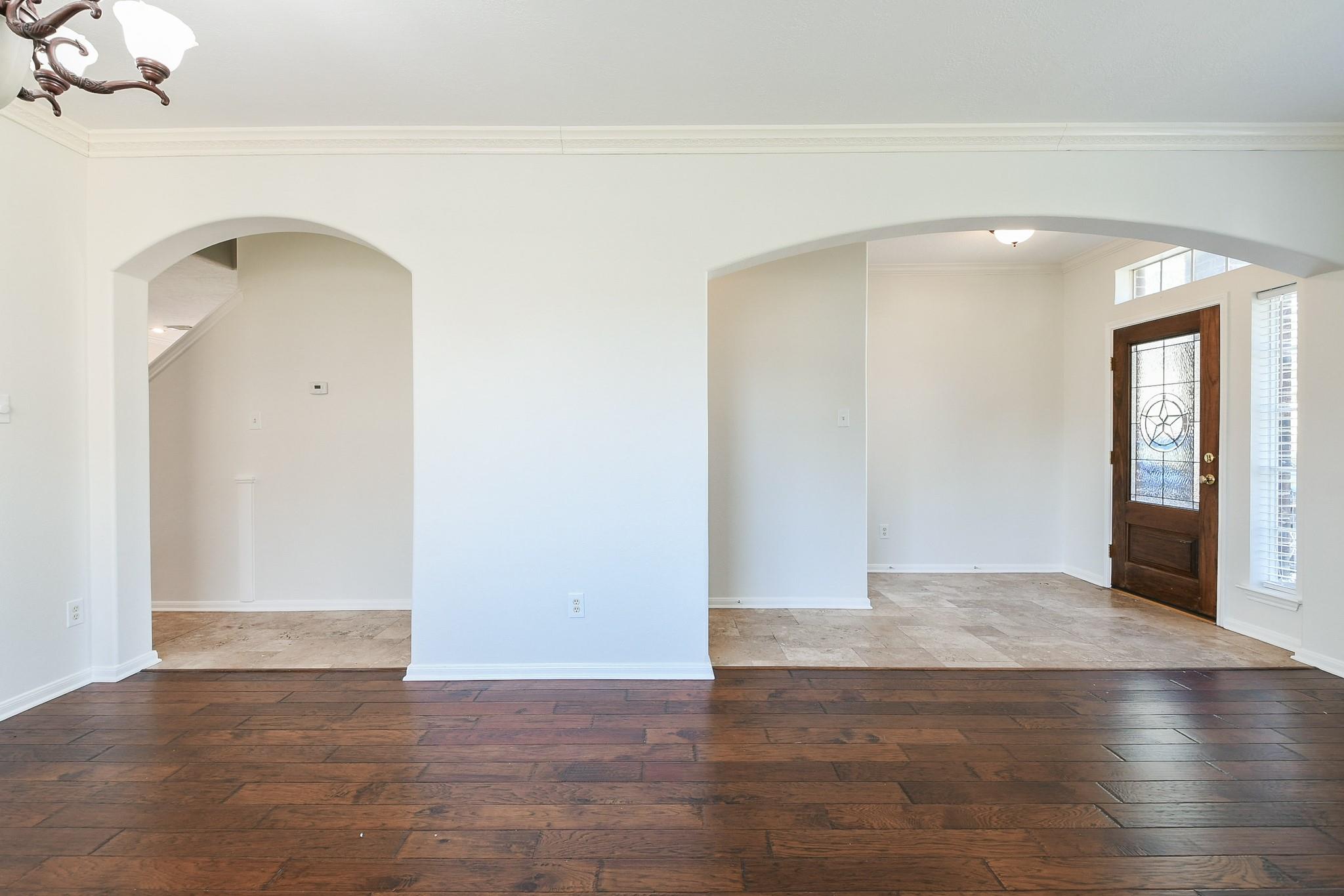 2411 Easterleaf Court