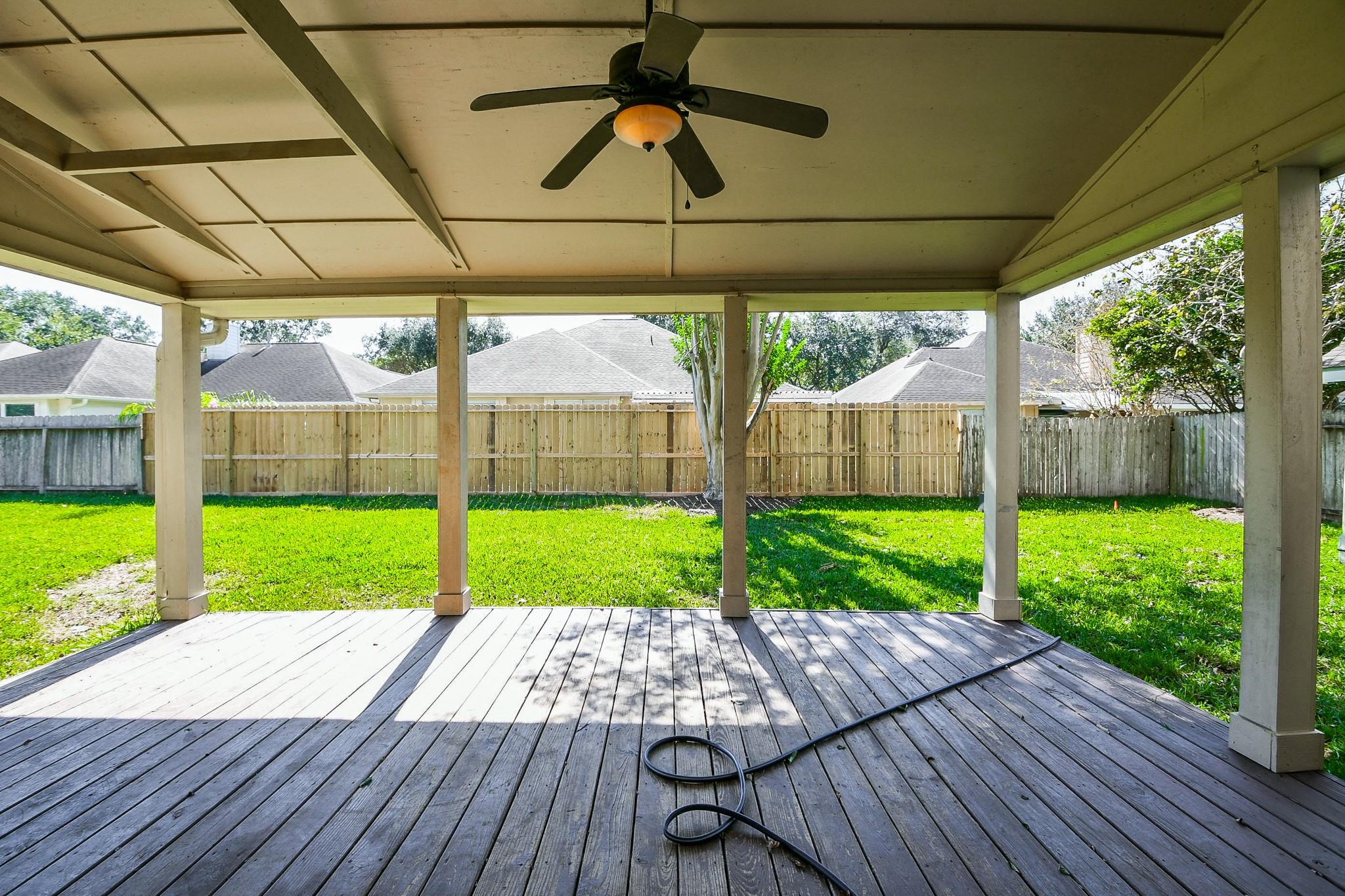 2411 Easterleaf Court