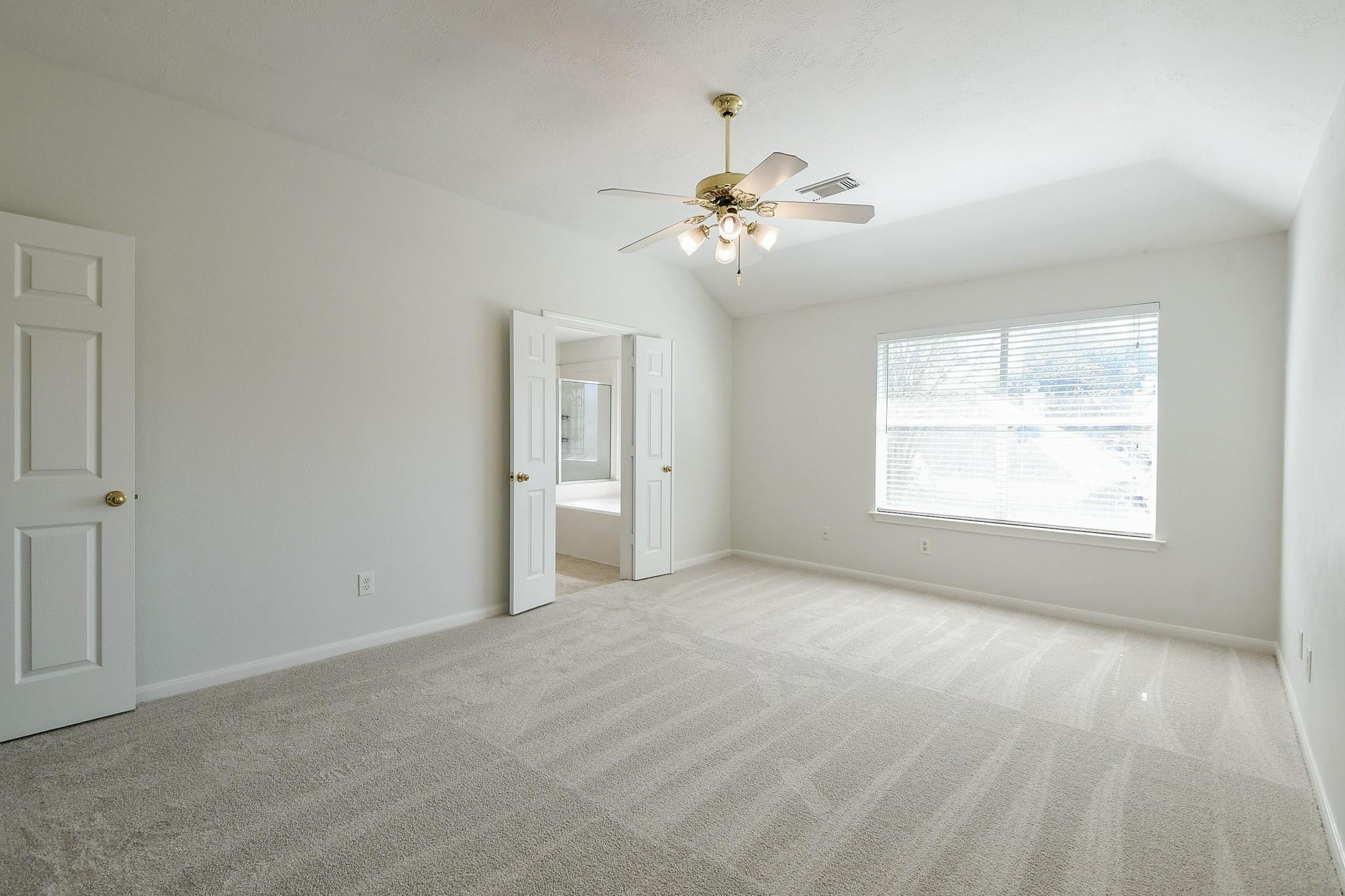 2411 Easterleaf Court