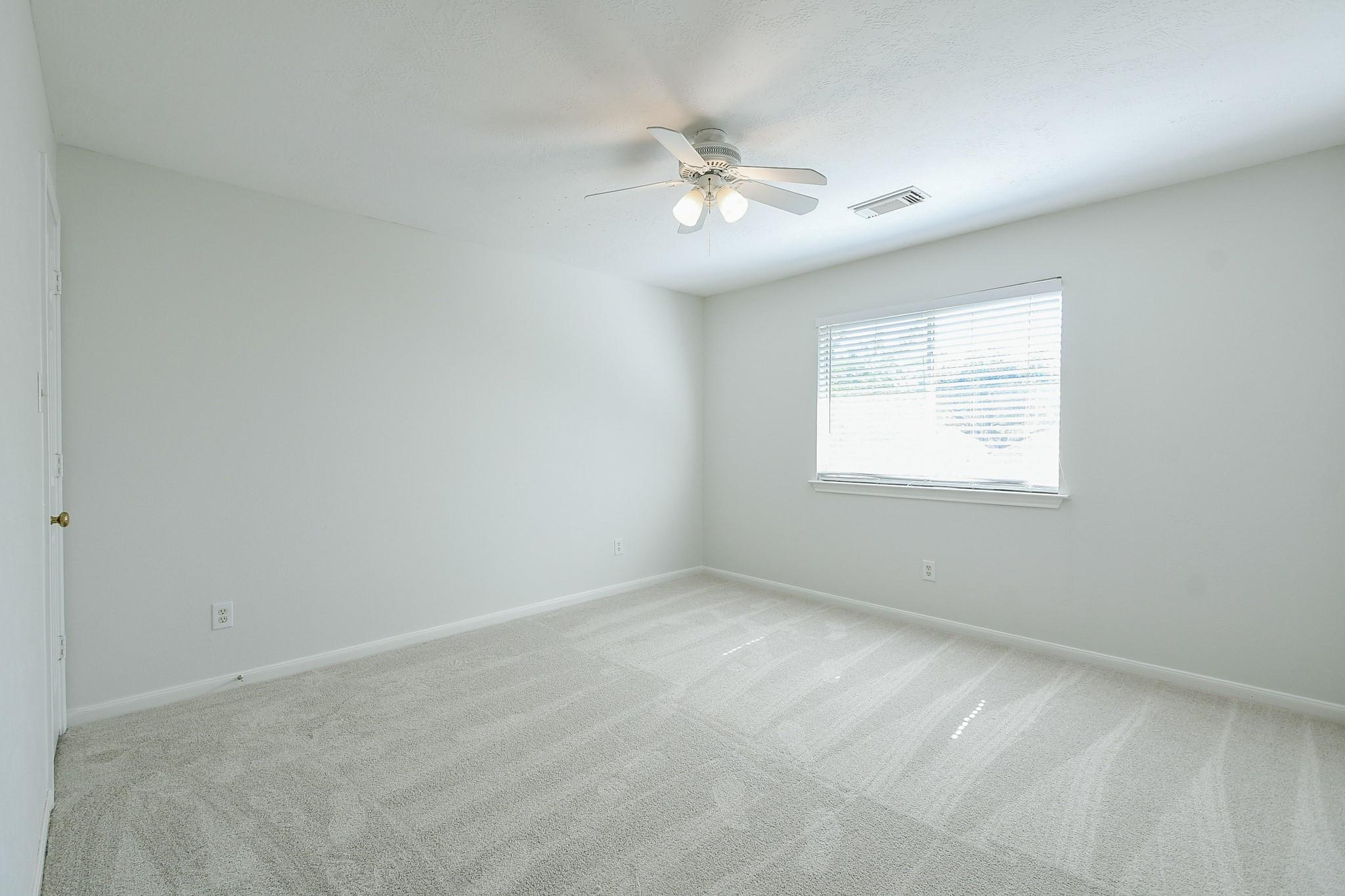 2411 Easterleaf Court