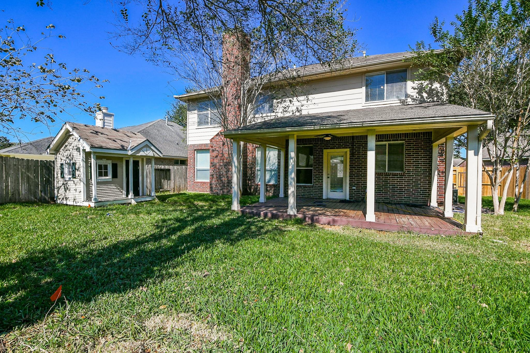 2411 Easterleaf Court