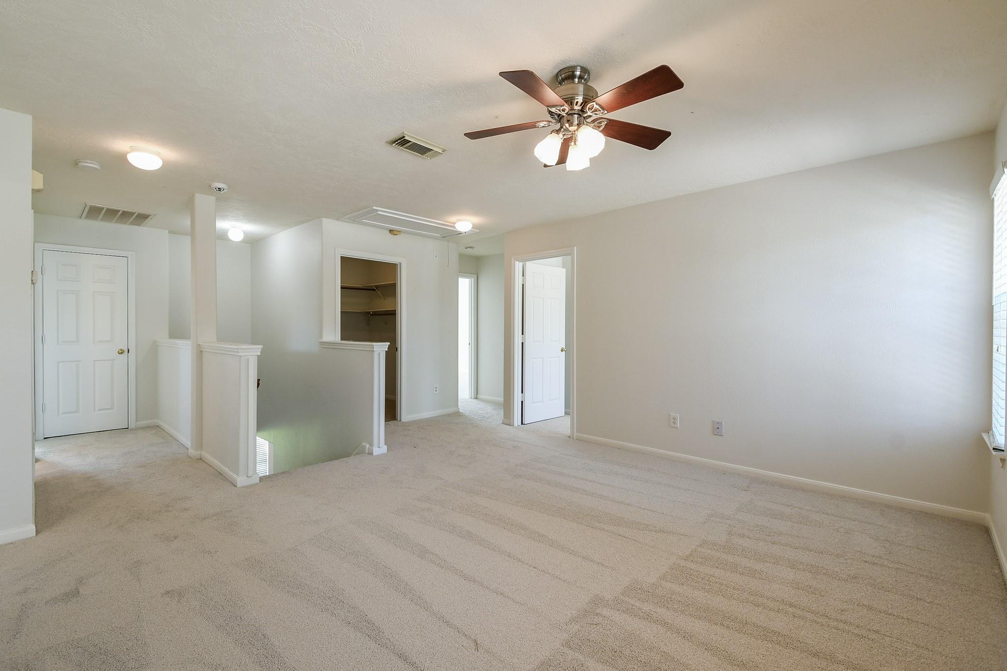 2411 Easterleaf Court